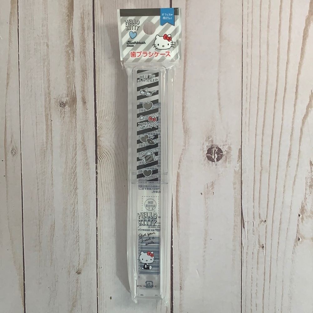 4/$25 NWT Sanrio Hello Kitty Toothbrush Case